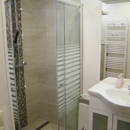 Bibas Apartment